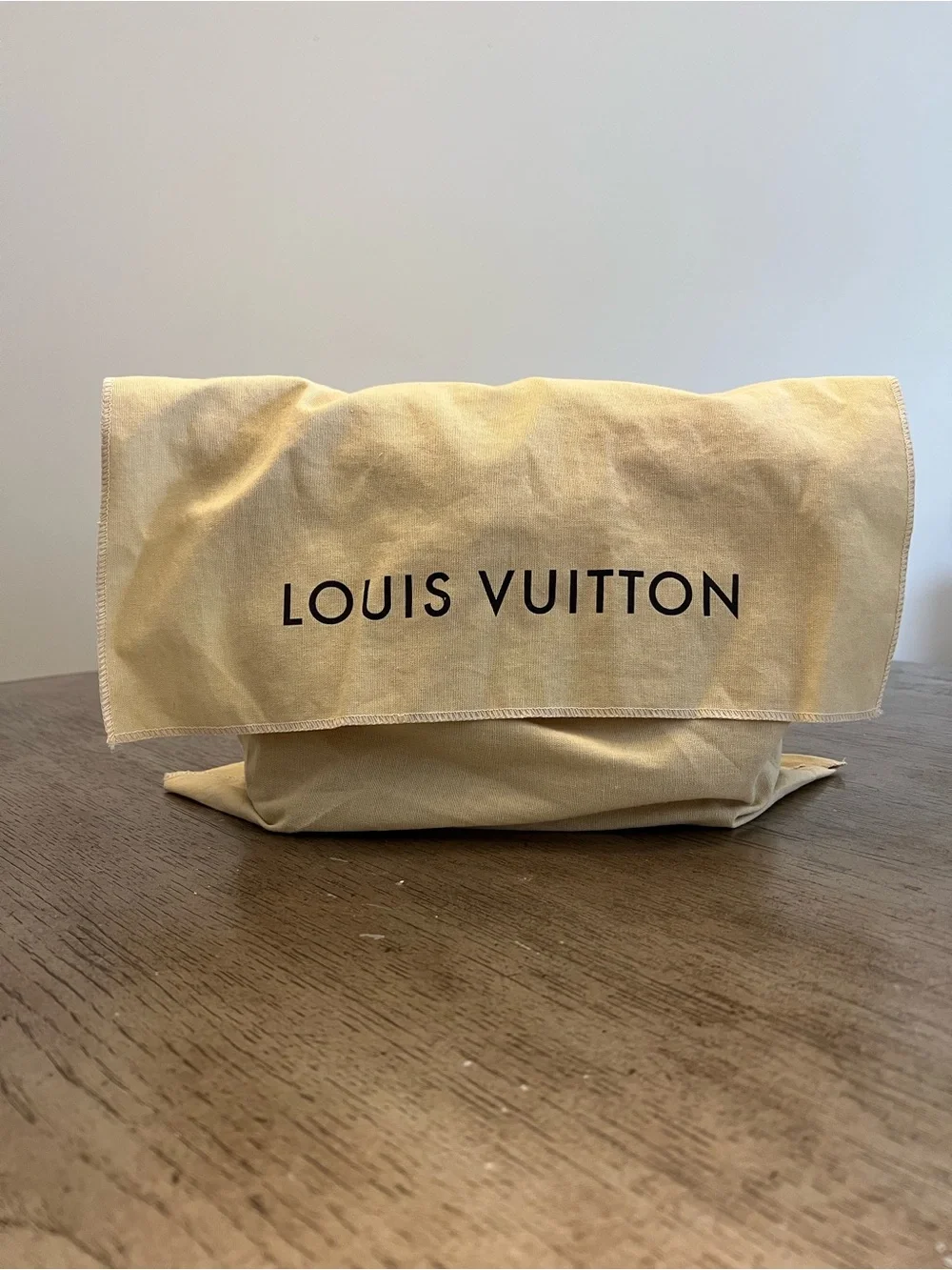 Louis Vuitton Patent Vernis Tote in Glossy Pink with Tan Handles